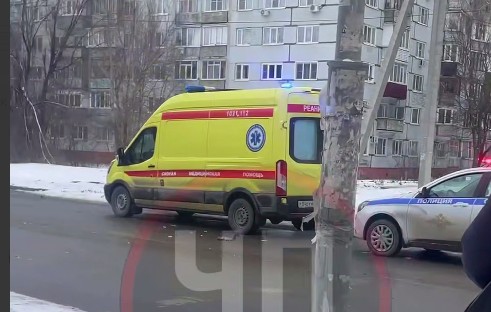 В Пензе на улице Собинова столкнулись три автомобиля