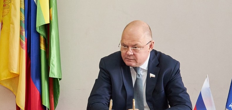 В Пензе отремонтировали дождеприемный колодец после обращения к Вадиму Супикову