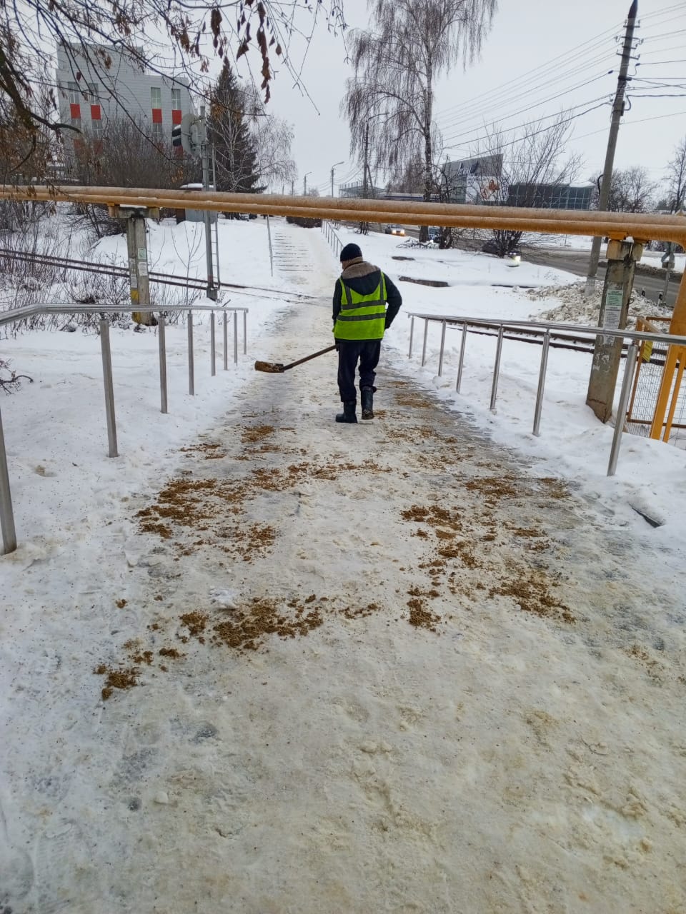 Кузнечан просят оставаться дома из-за гололеда