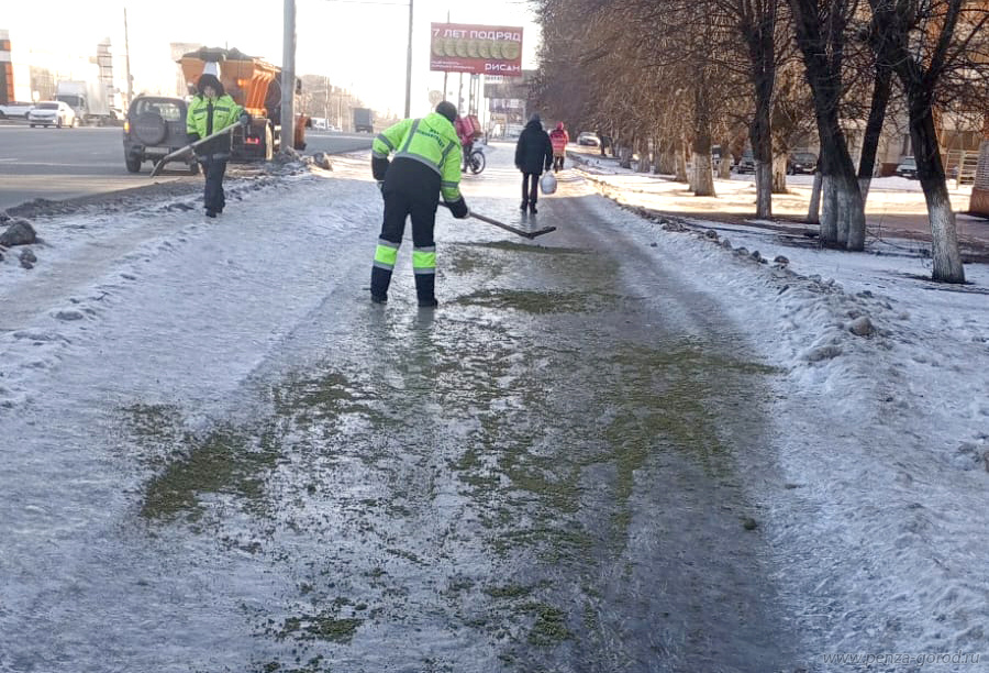 Куда и кому жаловаться на неубранный снег и лед в Пензе