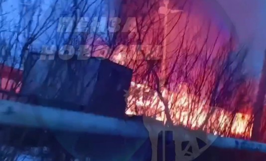 Пензенцы сообщили о пожаре в районе военного госпиталя в Терновке