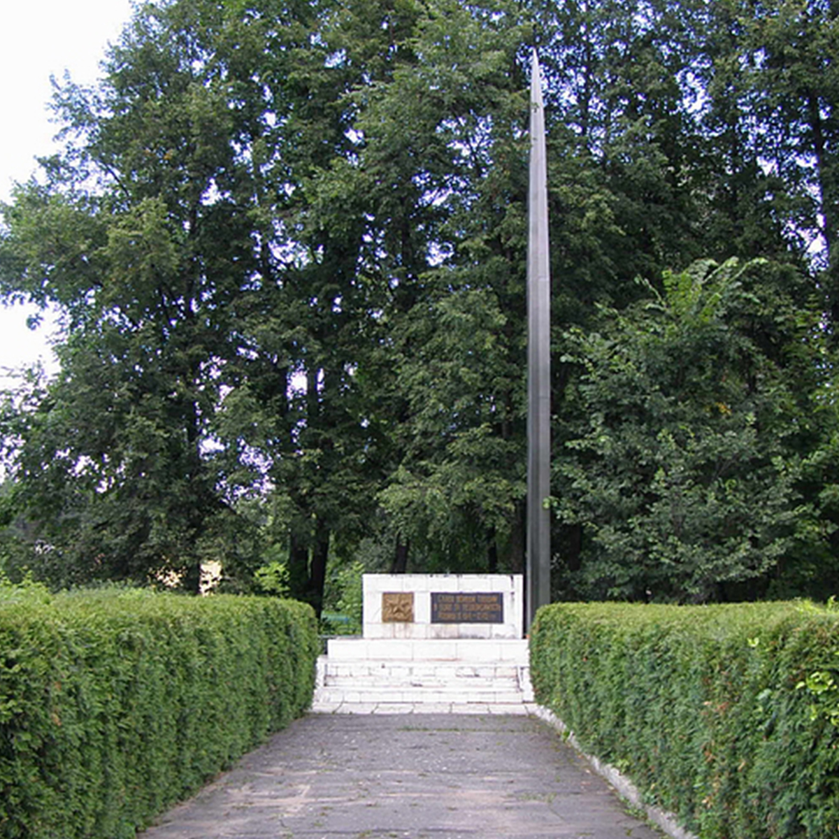 Сквер «С любовью к Родине» в Никольске ждет обновление