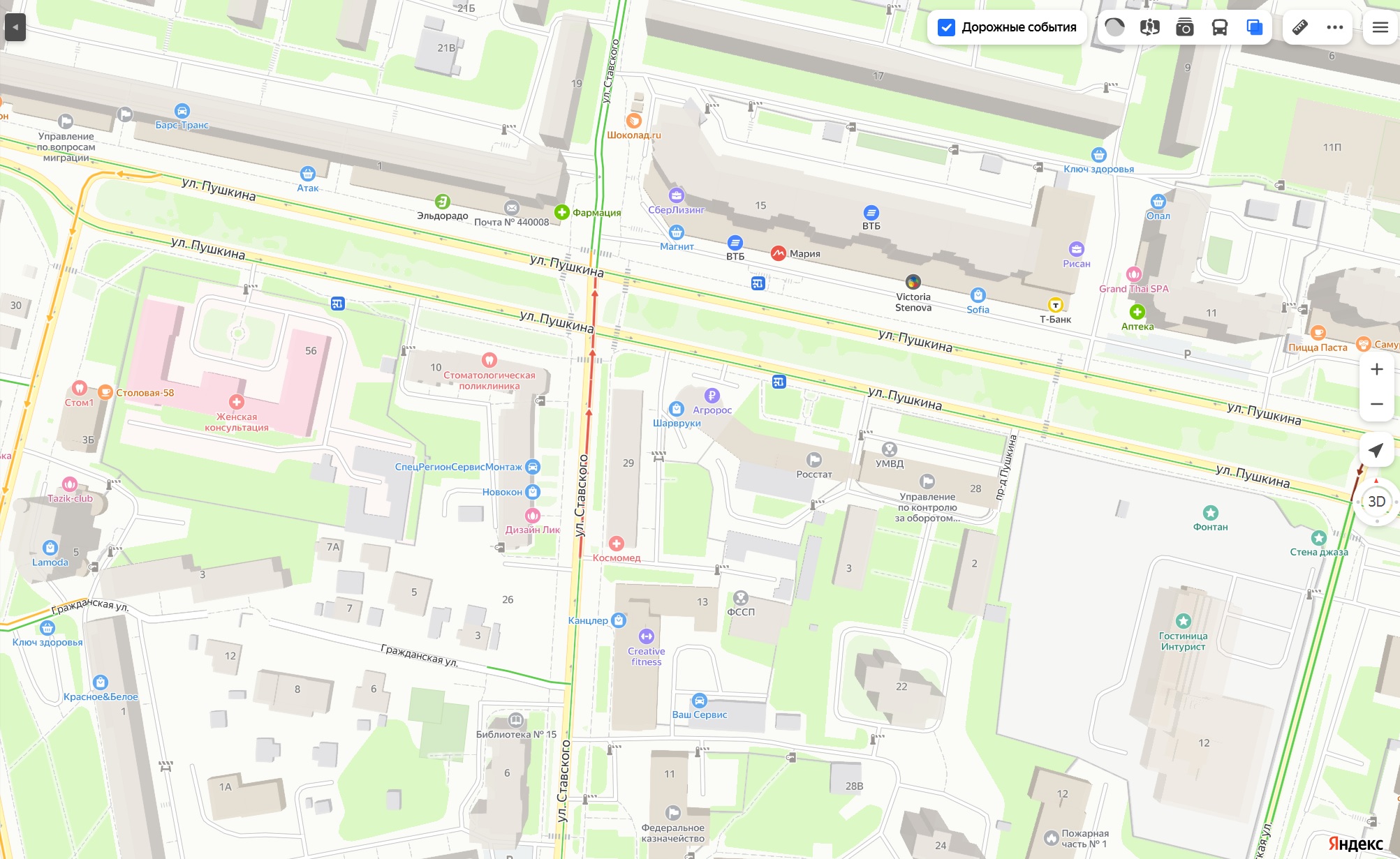 В Пензе из-за отключения светофора на Ставского образовалась пробка