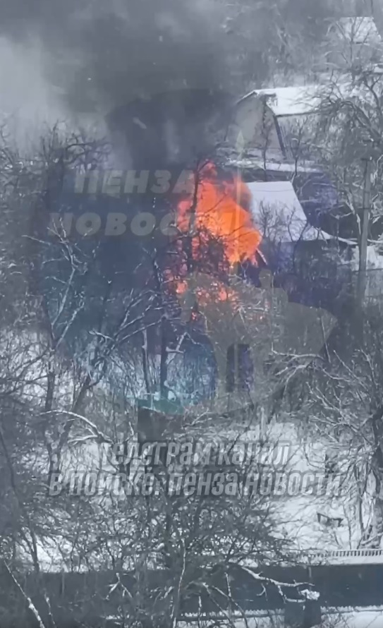 В Пензе на Ульяновской случился пожар в частном секторе