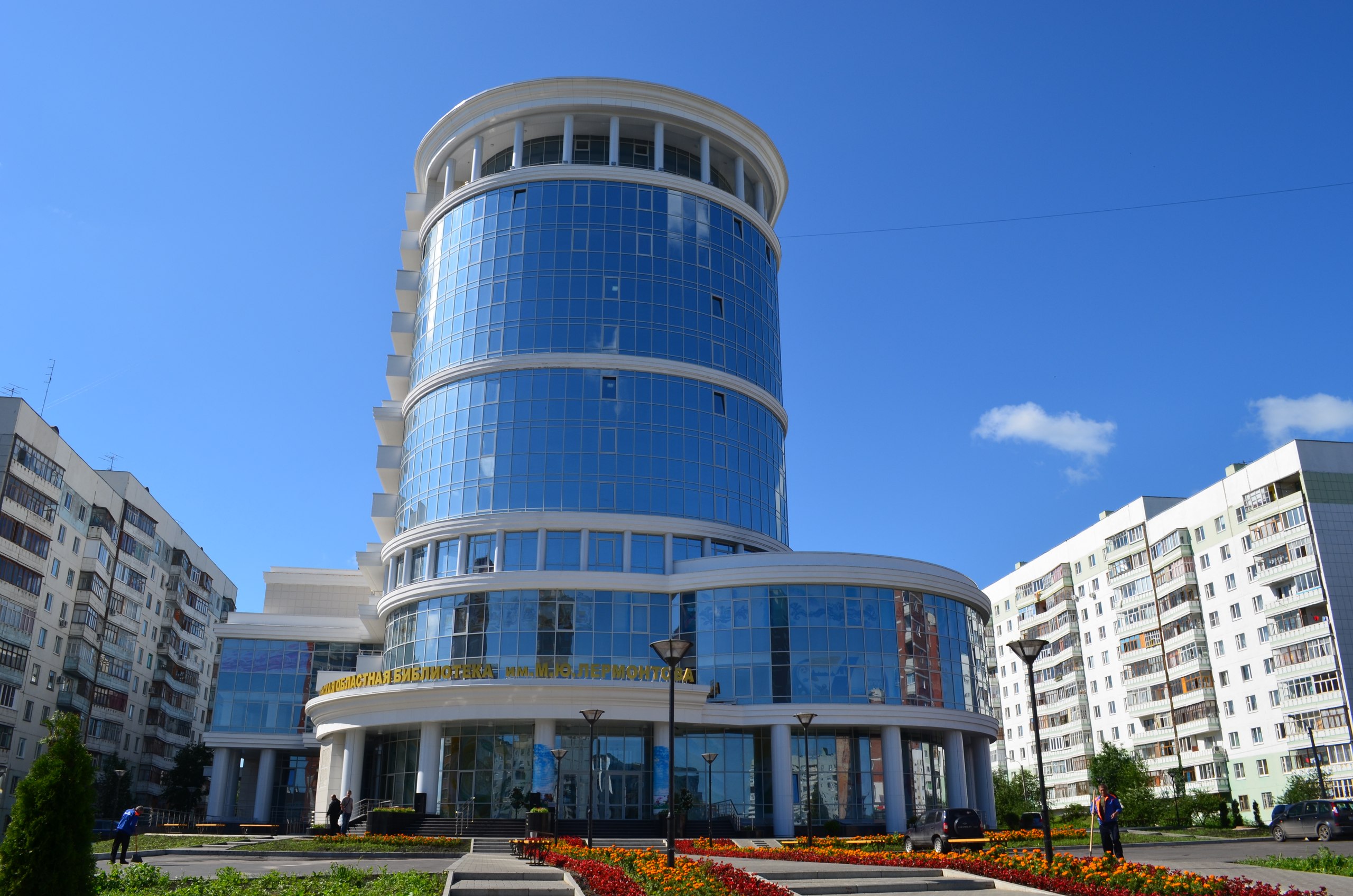 В Пензе ждут весны, чтобы обновить фасад библиотеки имени Лермонтова