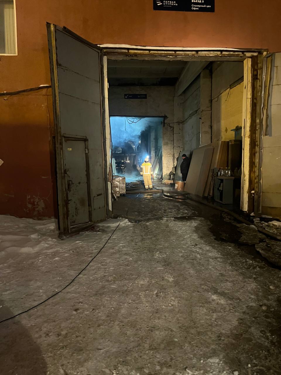 В Пензе масштабный пожар на улице Рябова разгорелся из-за электрооборудования