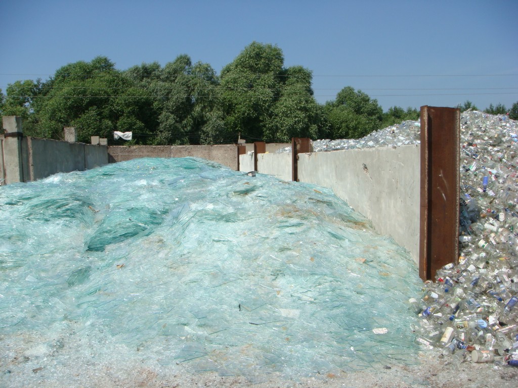 Пензенца оштрафовали за складирование битого стекла на муниципальной земле