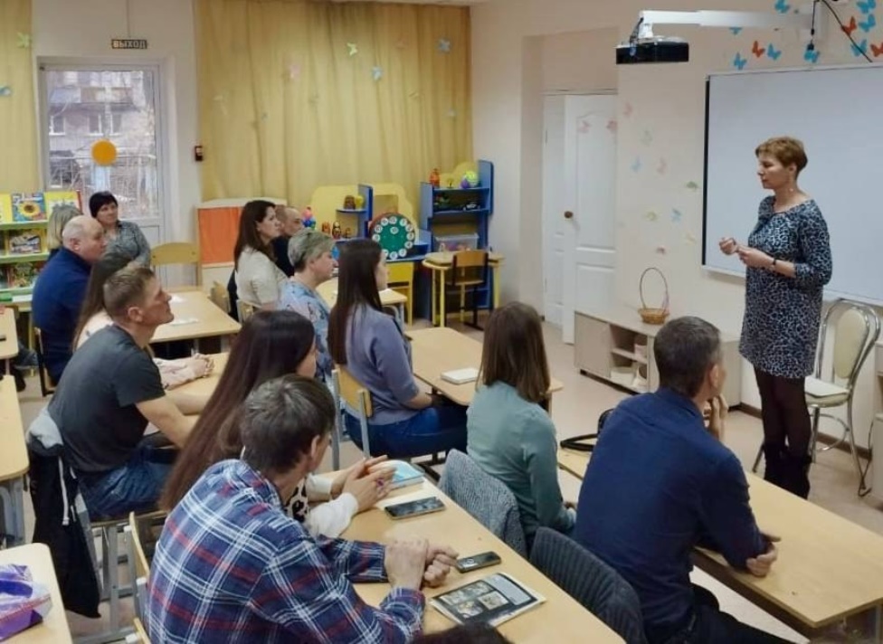 В Пензе 177 человек прошли подготовку к приемному родительству