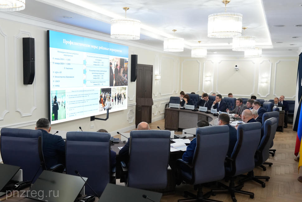 В Пензенской области увеличат охват социально-психологическим тестированием школьников