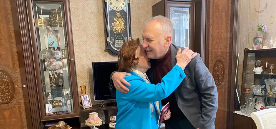 Глава Кузнецка наградил ветеранов к 80-летию Победы