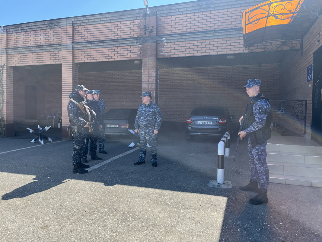 Глава пензенского УМВД посетил подчиненных в командировке на Северном Кавказе