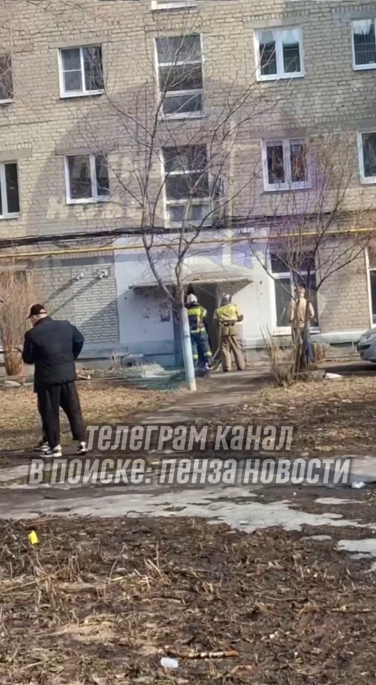 В Пензе в пожаре на улице Новый Кавказ пострадала девушка