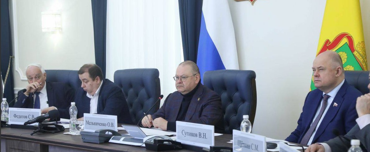 Олег Мельниченко поручил отремонтировать городские ЗАГСы