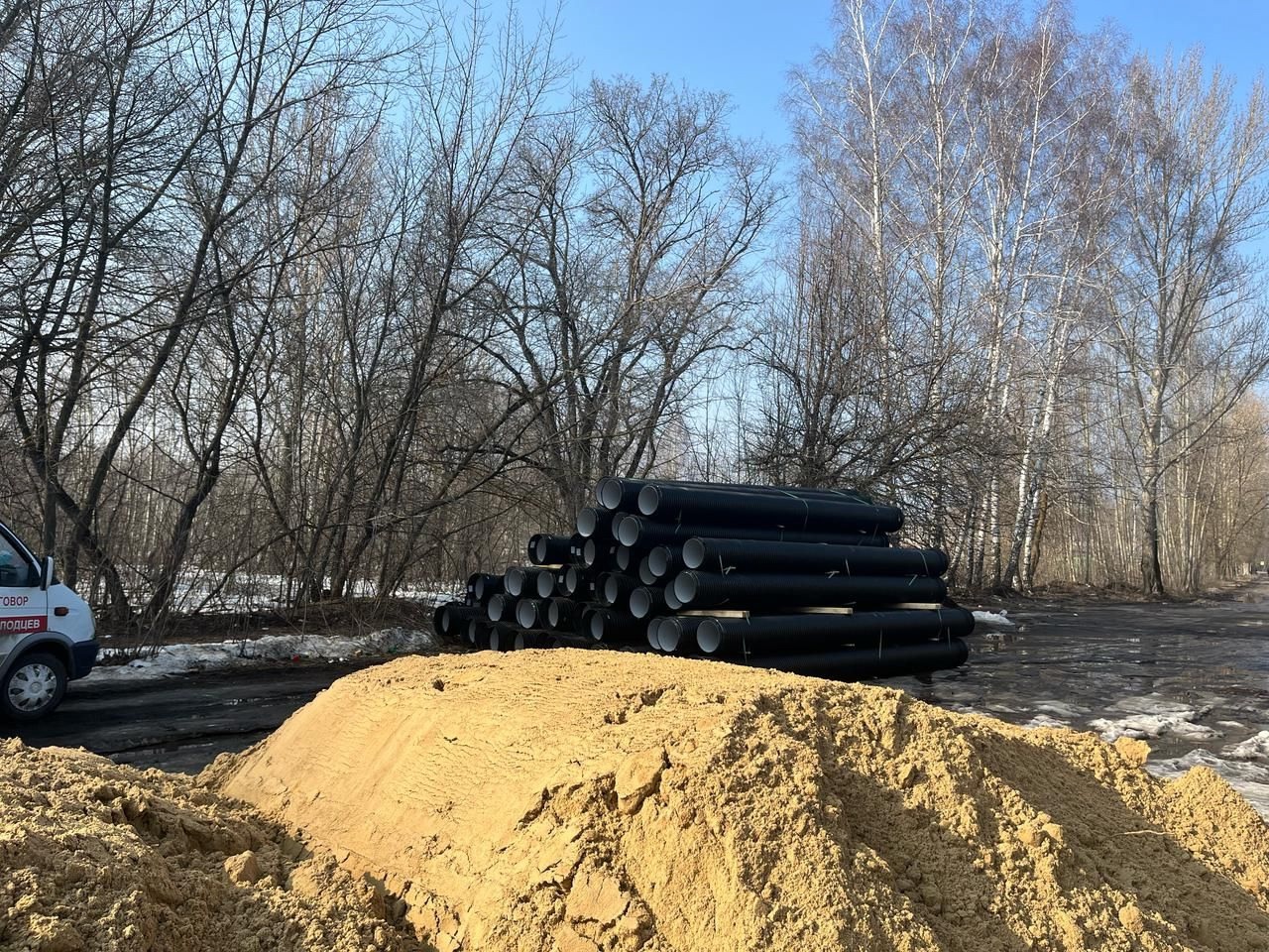 В Сердобске прокладывают километр новой канализации под «Армянской трассой»