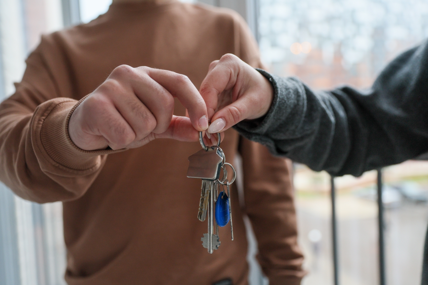 ВТБ начал принимать заявки на покупку вторичного жилья по «семейной» ипотеке