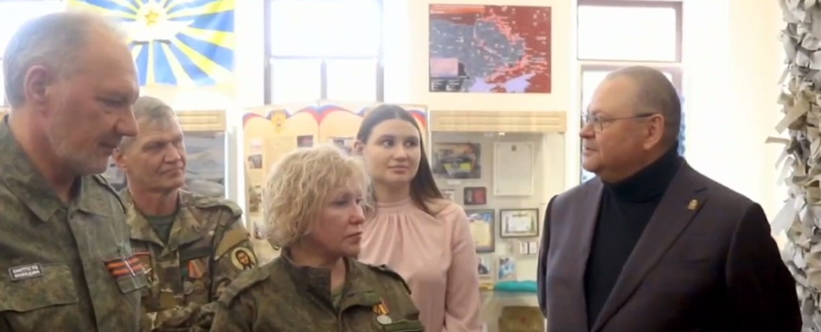 Олег Мельниченко передал новые экспонаты выставке, посвященной участникам СВО