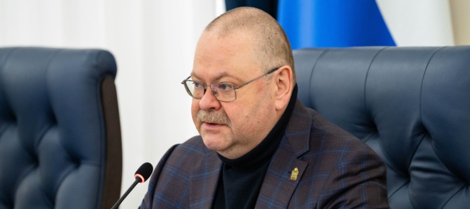 Олег Мельниченко поручил ускорить оцифровку документов Пензенского архива