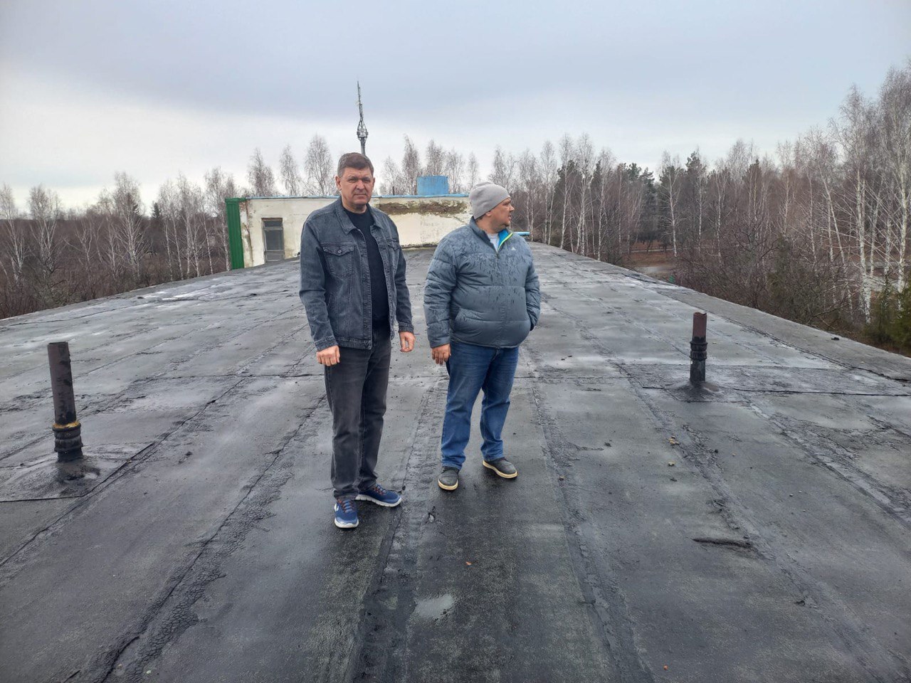 В Кузнецком районе продолжается ремонт врачебной амбулатории