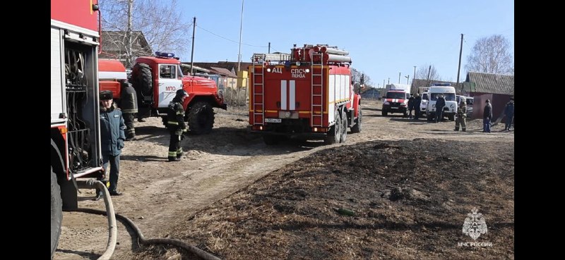 В Бессоновском районе 28 пожарных тушили огонь на площади 740 квадратов