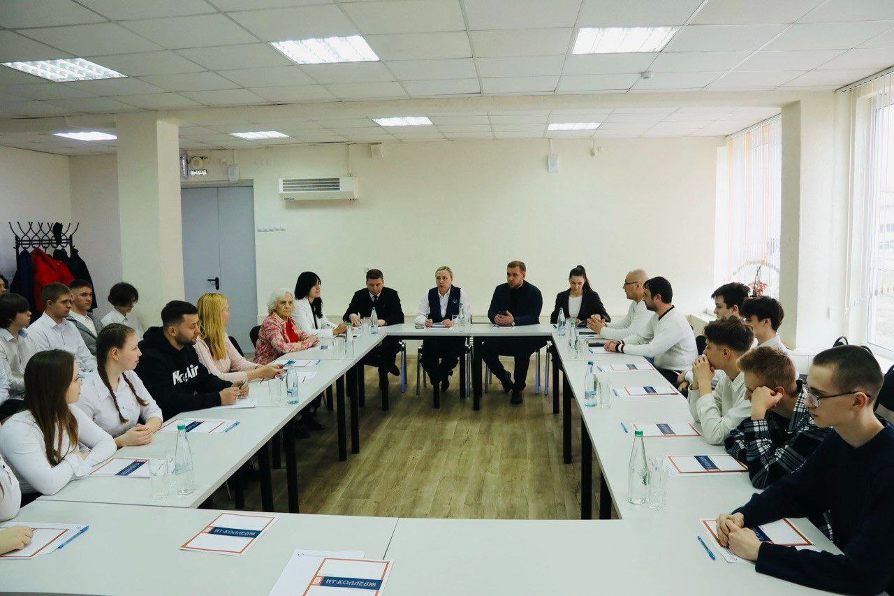 Предприниматели «ОПОРЫ РОССИИ» рассмотрели трудоустройство студентов колледжа