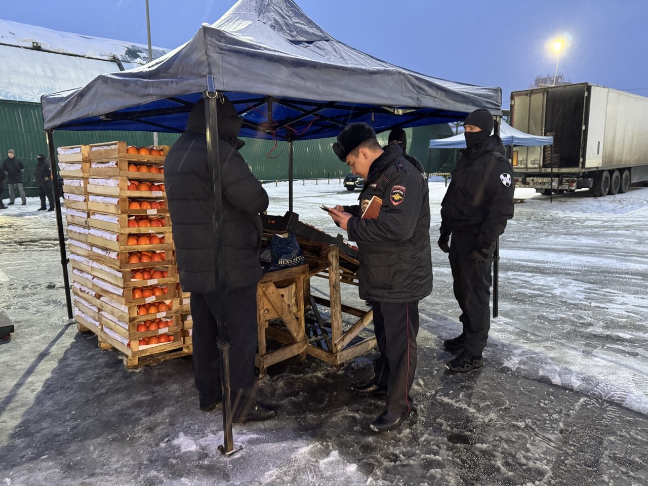 В Пензе сотрудники ФСБ и МВД проводят рейды по поиску мигрантов и уклонистов