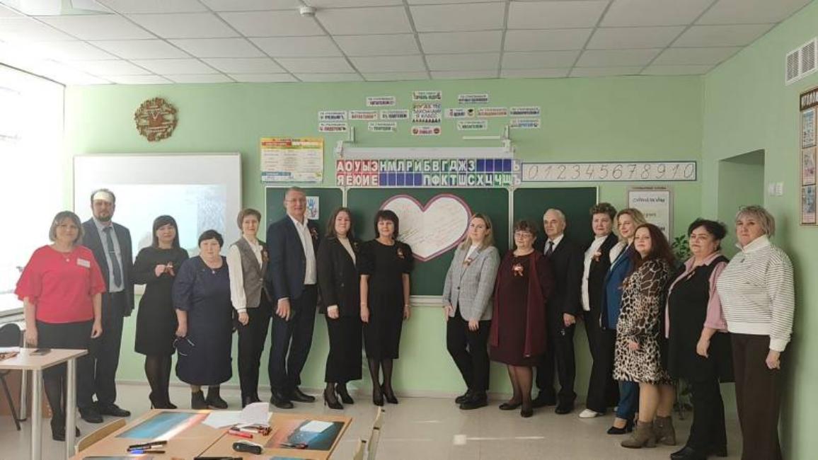 Педагоги Кузнецкого района блеснули талантами на конкурсе «Учитель года»