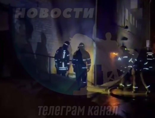 В Пензе в горящем подвале мог находиться человек