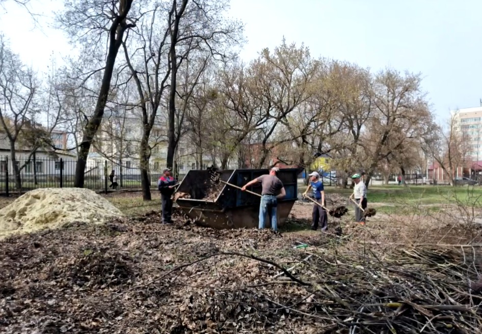 В Кузнецке продлили месячник по благоустройству до 12 июня