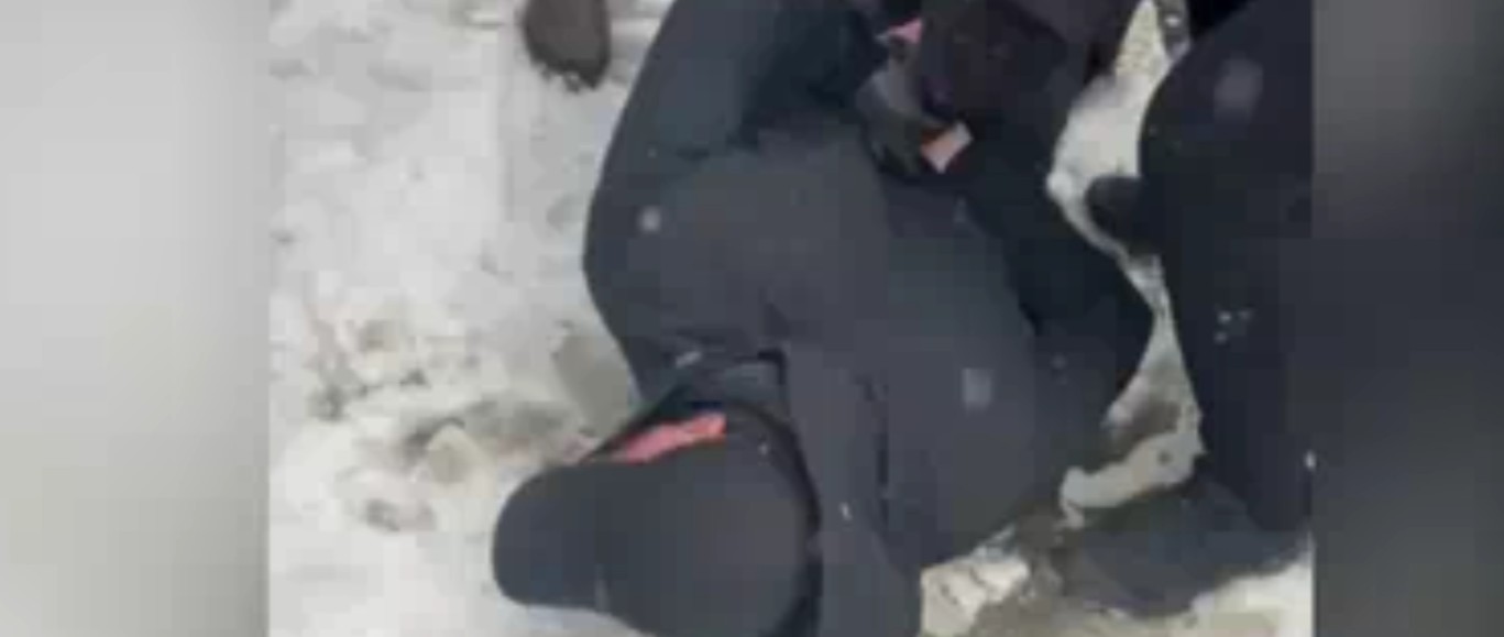 ФСБ задержала пензенца, пытавшегося дать взятку за землю