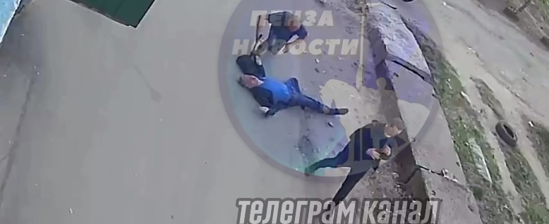 Разборки в стиле ММА: неизвестный нокаутировал прохожих в Пензе