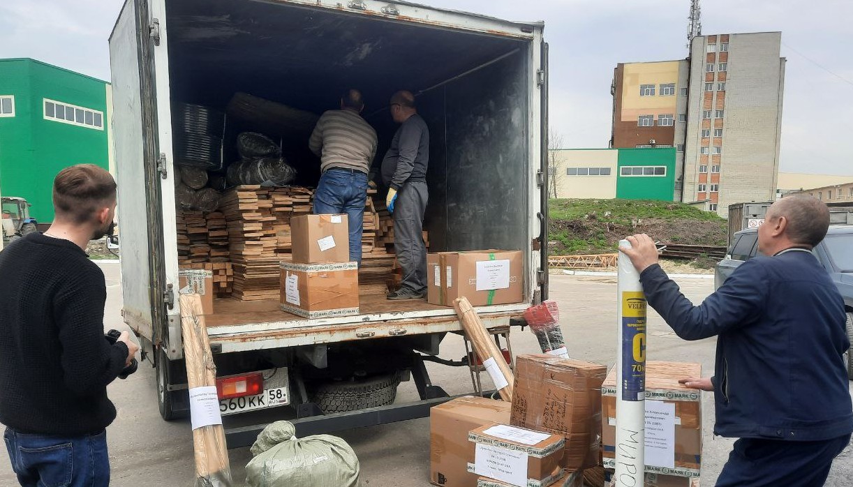 Пензенский "Маяк" отправил одиннадцатый конвой с гуманитарной помощью в зону СВО