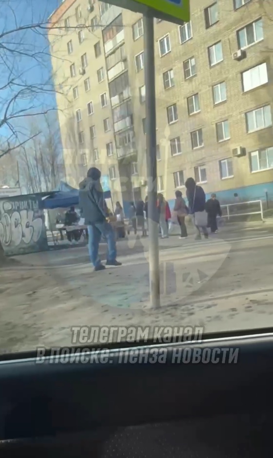 Автобусов нет, а люди есть: Пенза утонула в очередях утром 4 апреля