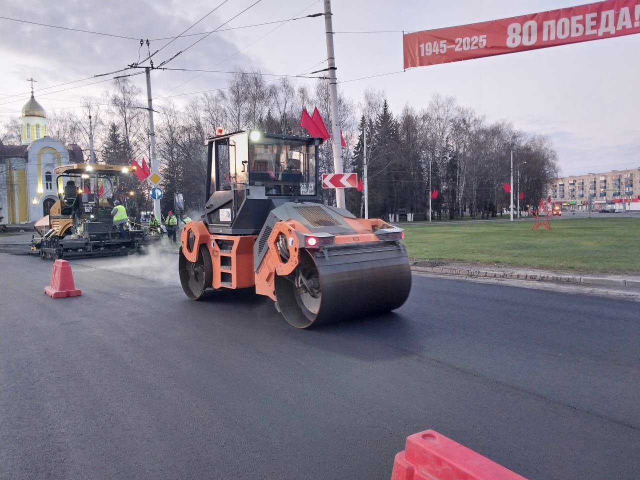 В Пензе на проспекте Победы начали укладывать новый асфальт