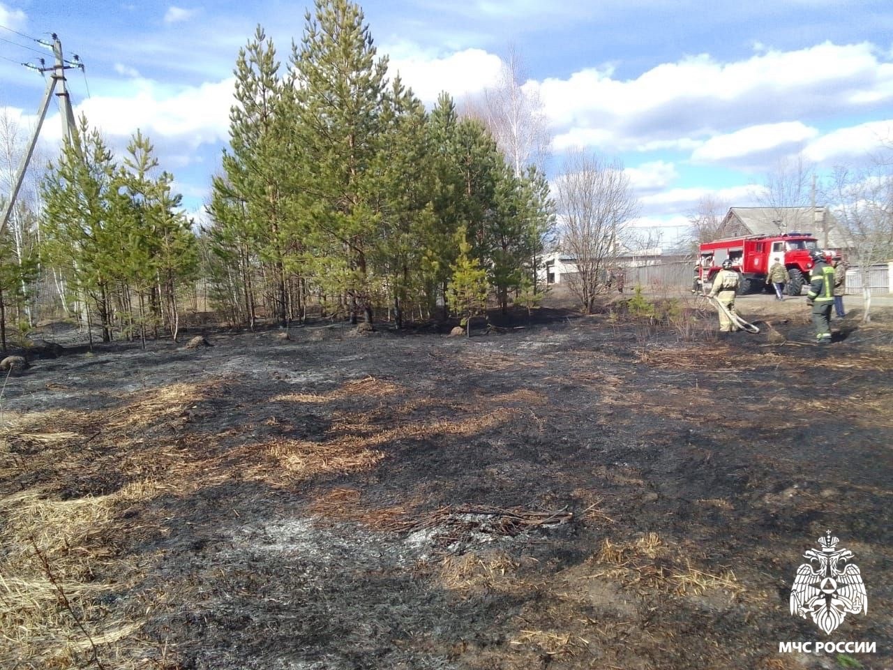 В Кузнецком районе случилось три пала травы и мусора за сутки