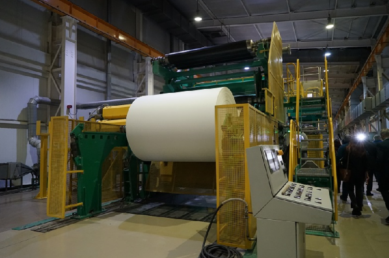 От бумаги к обоям: история успеха пензенского «Маяка»