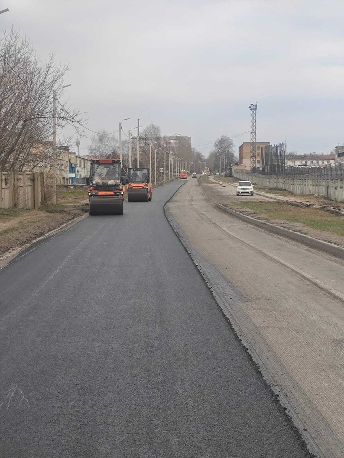 На улице Пушанина в Пензе укладывают новый асфальт