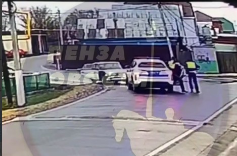 Видео с предполагаемой погоней за подростками в Средней Елюзани появилось в сети