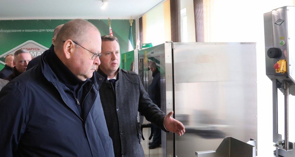 Олег Мельниченко оценил технику для школьных столовых в Беларуси