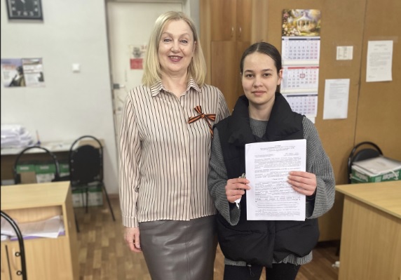 В Кузнецке десять детей-сирот получили квартиры