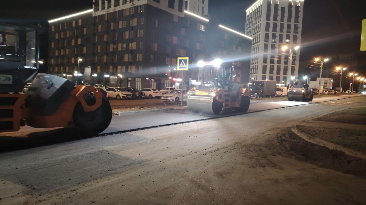 В Пензе обновляют асфальт на улице 65-летия Победы