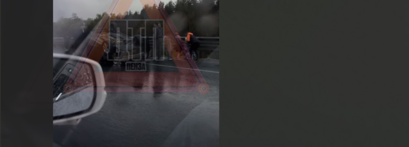 Автомобиль перевернулся на трассе М5 в Пензенской области