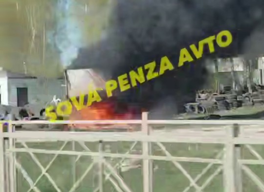 Пензенцы рассказали о пожаре на трассе М5 в районе Безымянного ручья