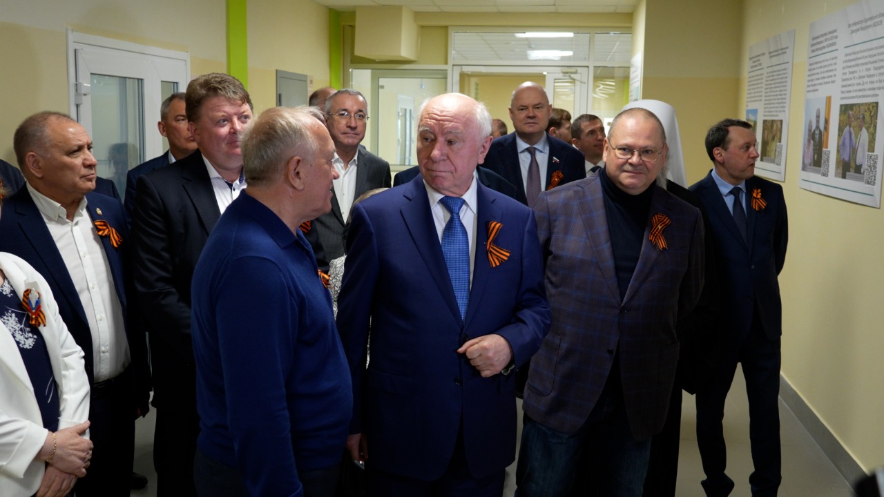 Глава «Термодома» принял участие в открытии выставки памяти Василия Бочкарева