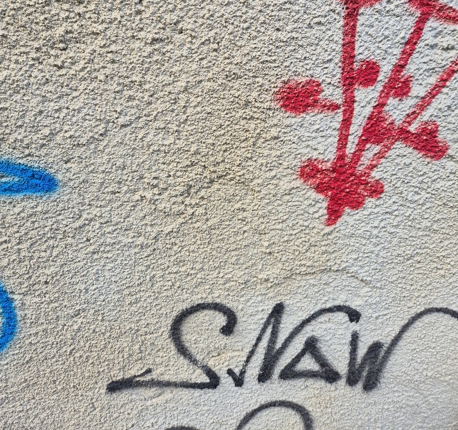 Сломали на вокзале все, что могли: в Башмаково задержали двух молодых вандалов