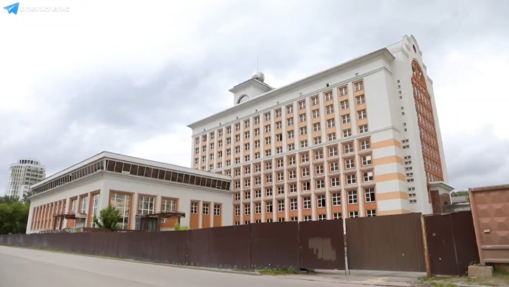 Олег Мельниченко: демонтаж гостиницы «Интурист» начнется в июне