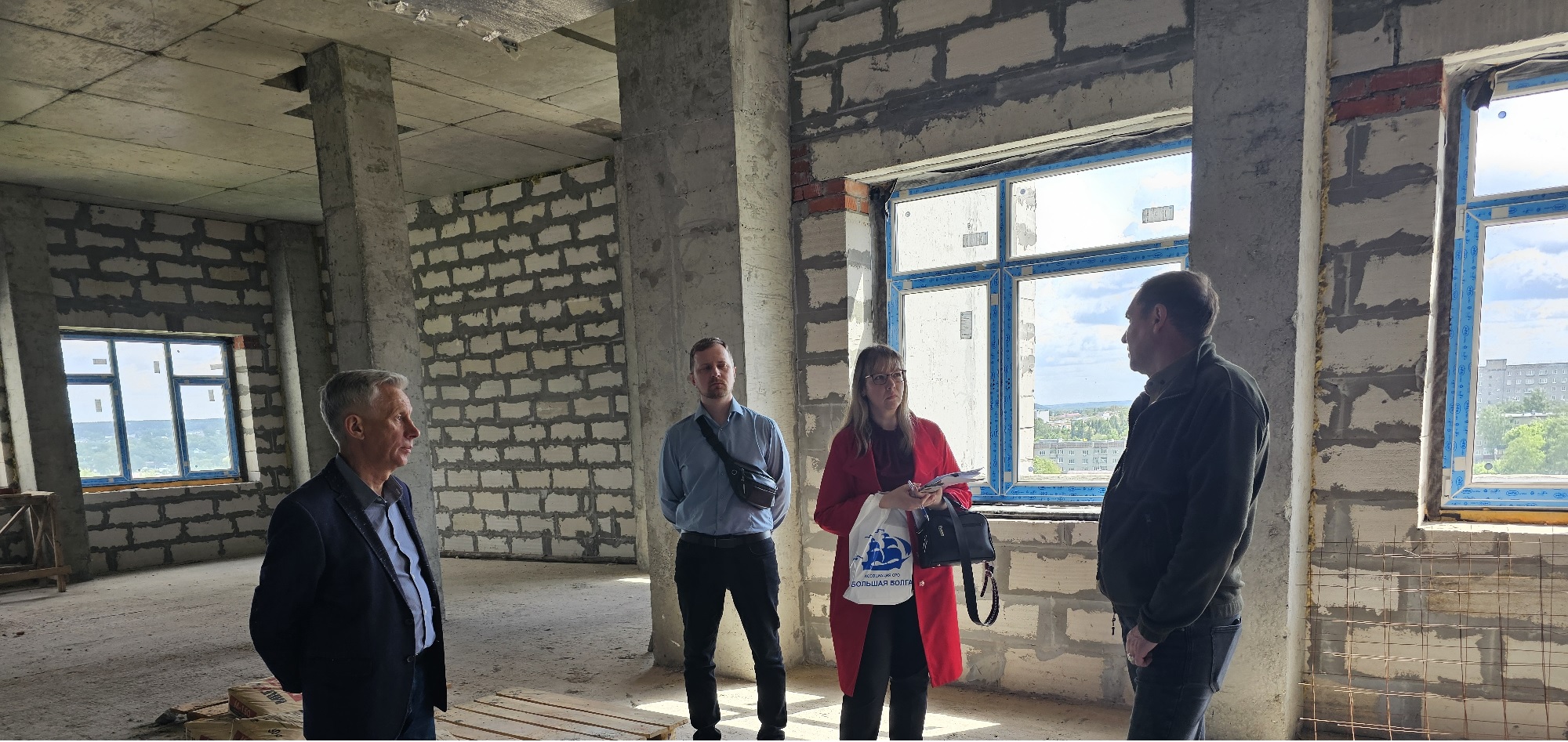 Как в Кузнецке идет строительство хирургического корпуса и взрослой поликлиники