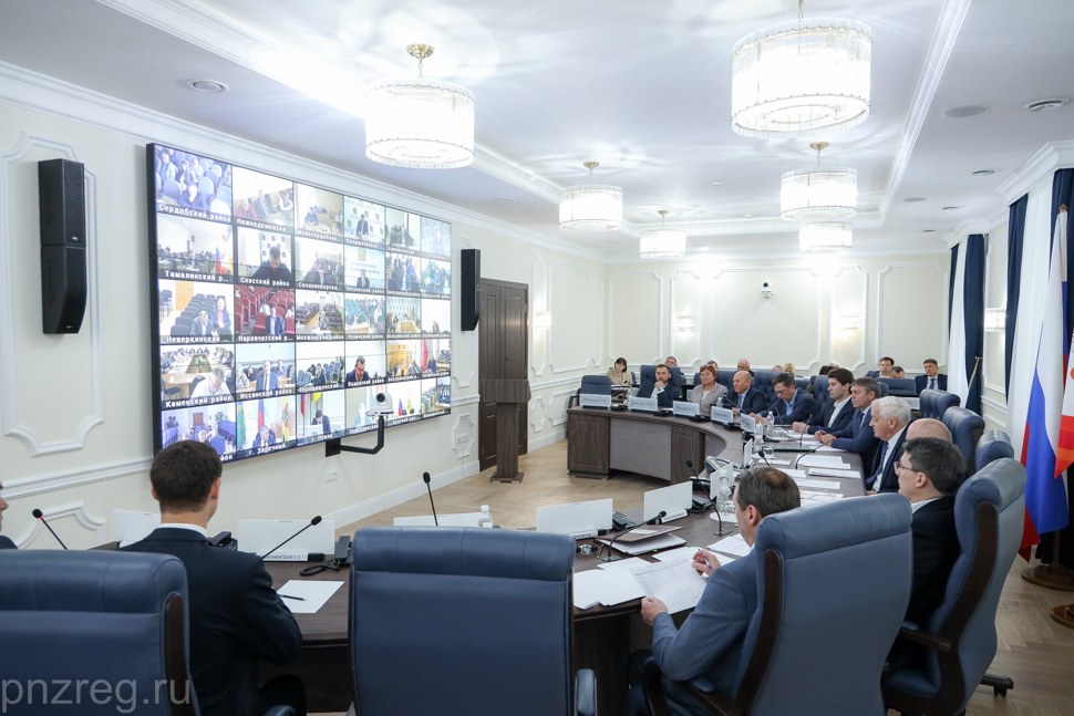 Китайский язык и информатика: какие предметы предпочитают сдавать пензенцы