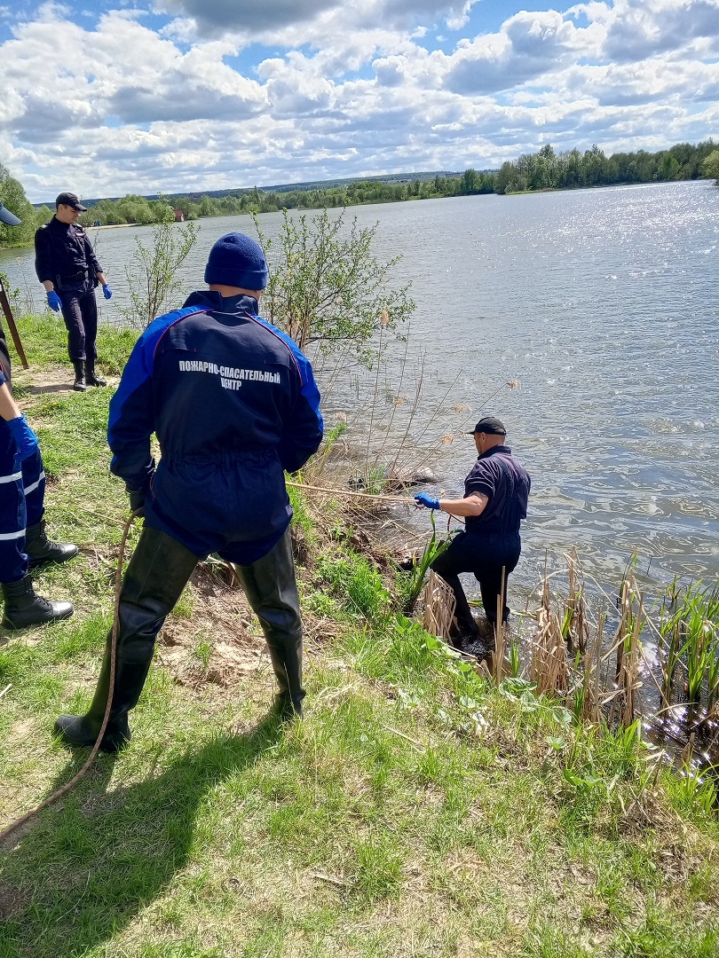 В Засечном в реке Сура нашли тело человека