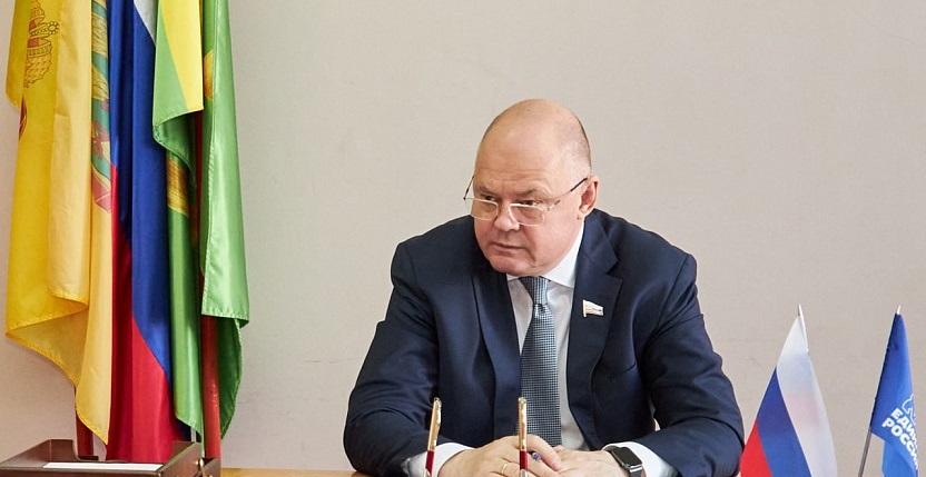 Вадим Супиков помог в сохранении памяти о  пензенском педагоге