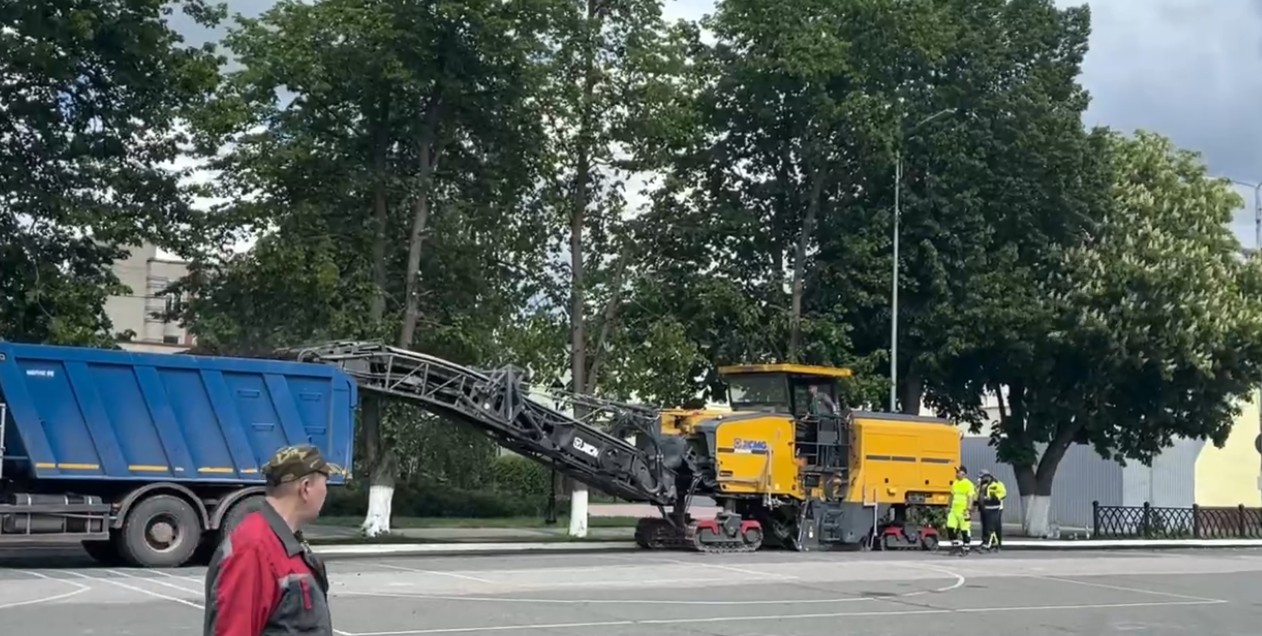 В Кузнецке начался демонтаж на Центральной площади